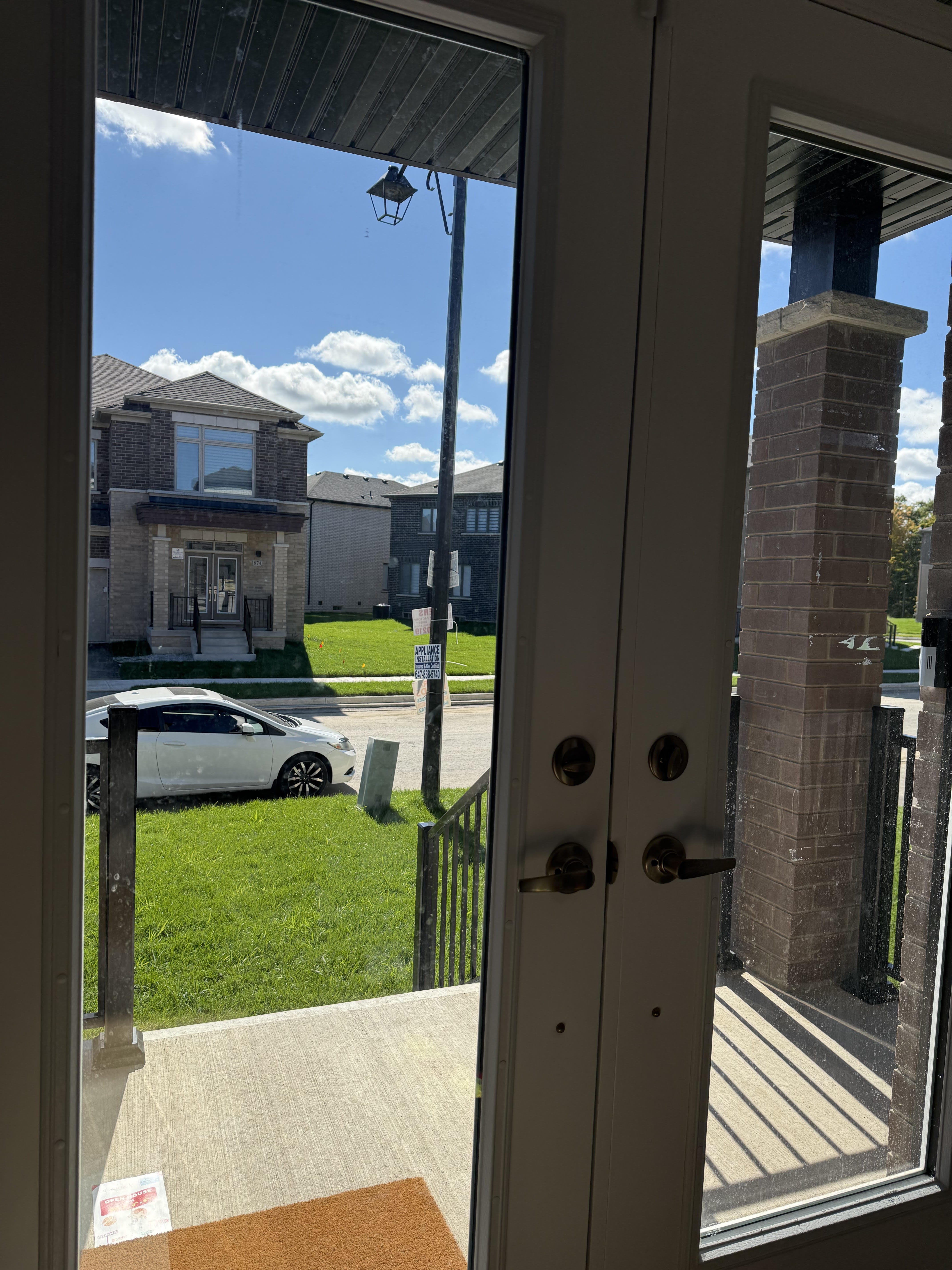 Anti graffiti film on storefront